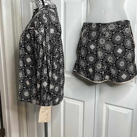 Rock Lola Black White Eyelet Button Up Shirt & Shorts M/L READ - Picture 4 of 9